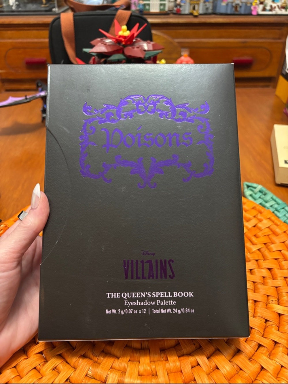 Disney Villains "The Queen's Spell Book" Eyeshadow Palette - Purple/Black